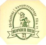 blonder001.jpg